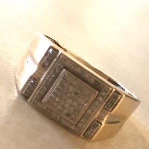 10k gold Diamond ring
